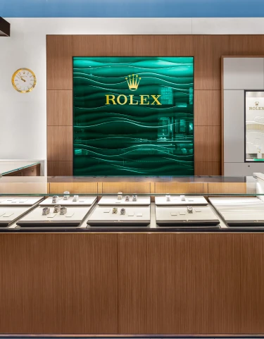 Discover our luxury Rolex showroom - Sylvan's Jewelers