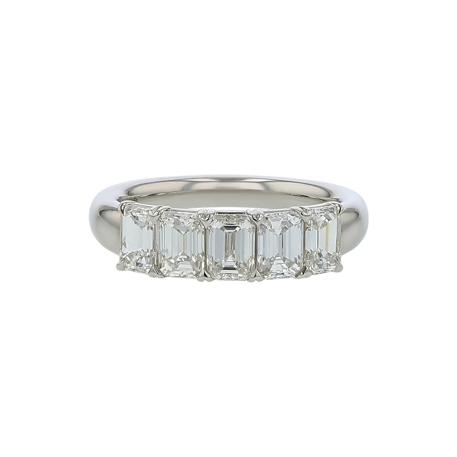 Grand Aire 2.00ct Emerald Cut Band in Platinum, size 6