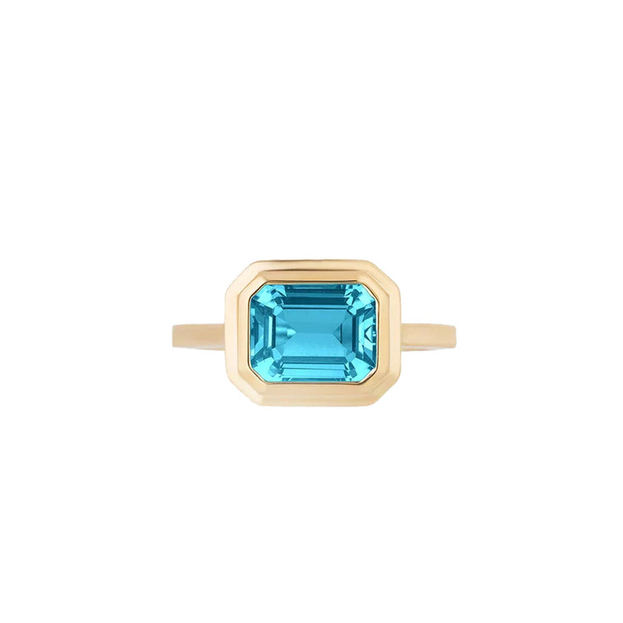Manhattan 3.00ct Emerald Cut Blue Topaz Bezel Set Ring in 18K Yellow Gold, size 6.75