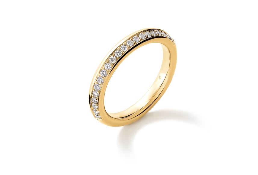 Barre 0.10-0.25ct Diamond Pave Band in 18K Yellow Gold, size 6.5
