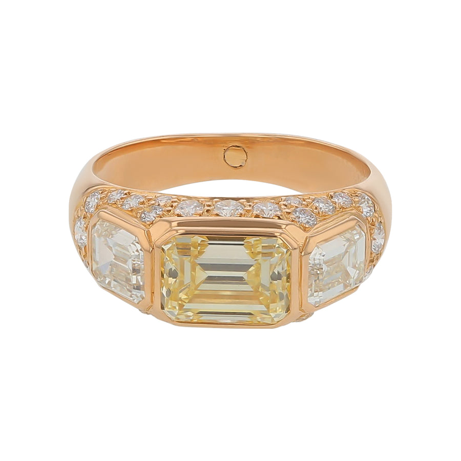 Gumuchian Flares 1.73ct Emerald Cut Diamond LY/VS1 and 1.48ct Diamond I/VVS1-VVS2 Ring in 18K Yellow Gold