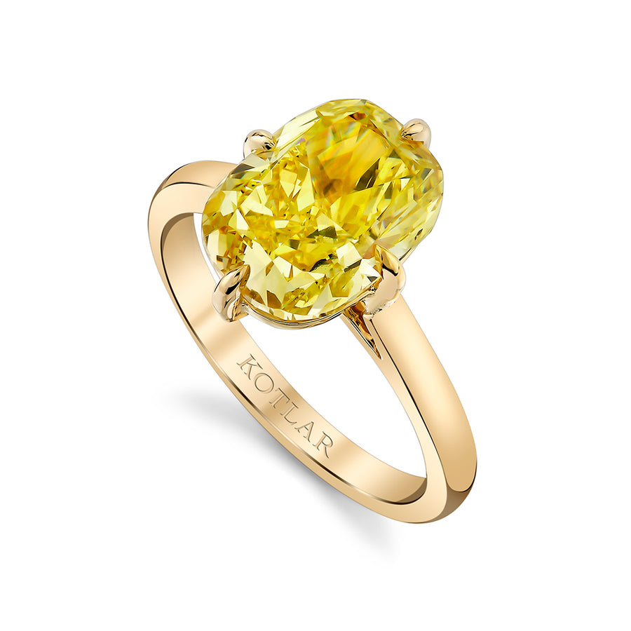 Vintage 4.10ct Cushion Cut Diamond Solitaire Ring in 18K Yellow Gold, size 5.75