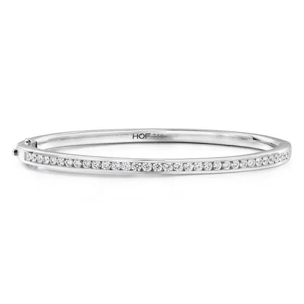 Classic 1.14-1.22ct Diamond Bangle Bracelet in 18K White Gold